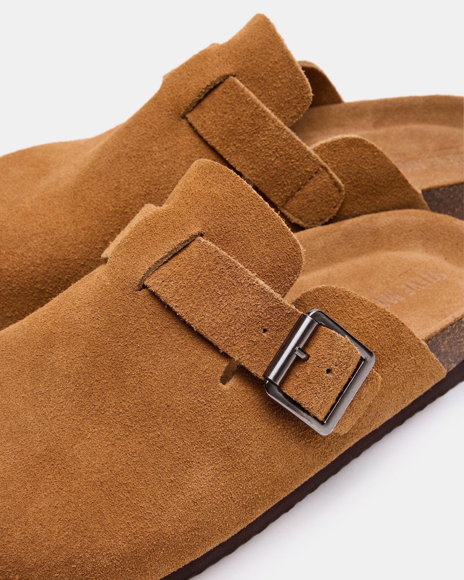 WILDERR CHESTNUT SUEDE